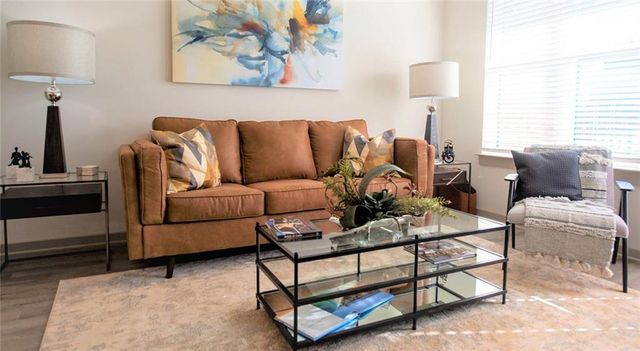 2250 Oak Road 3253, Snellville, GA 30078