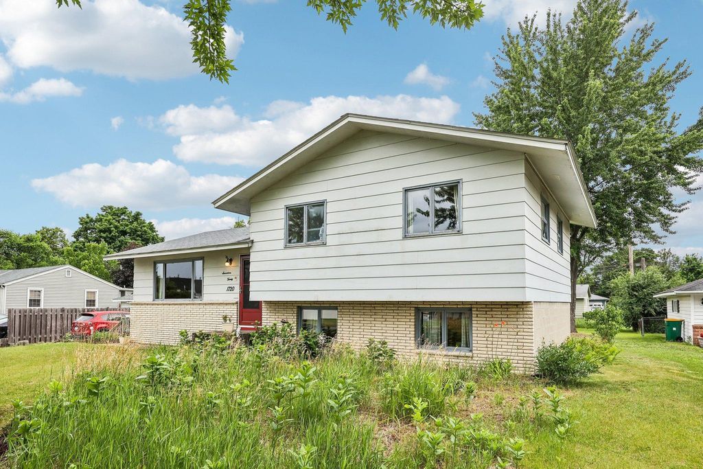 1720 69th Avenue N, Brooklyn Center, MN 55430 — photo 2