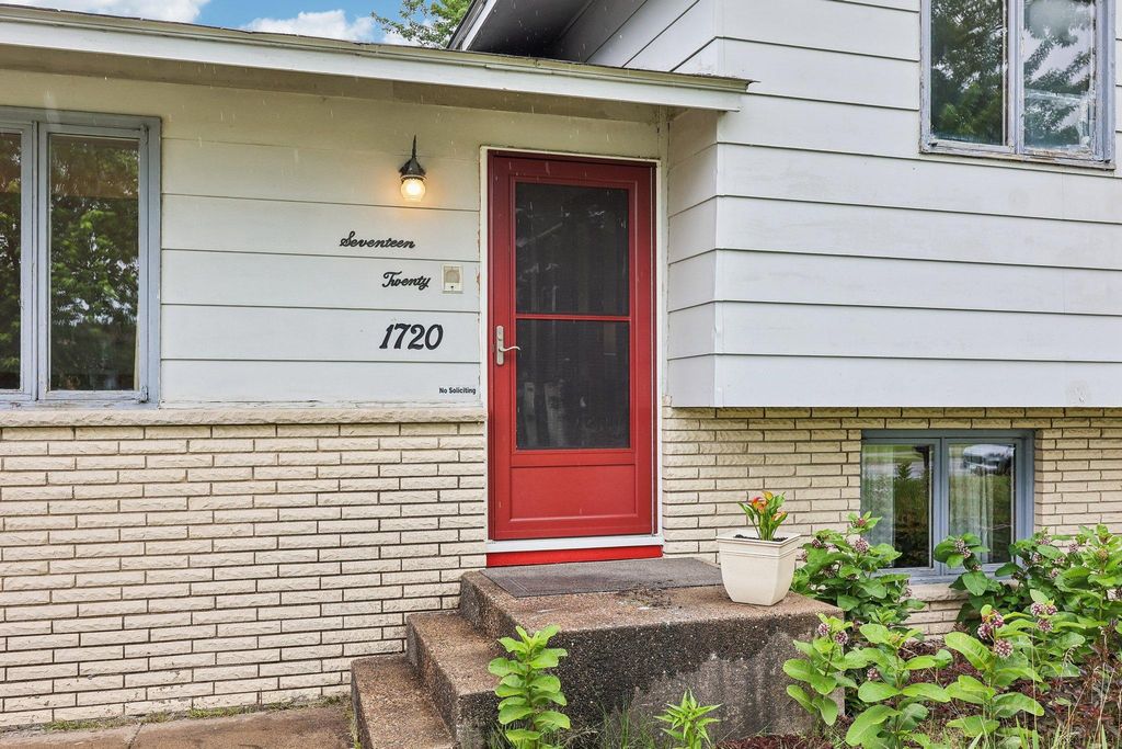 1720 69th Avenue N, Brooklyn Center, MN 55430 — photo 5