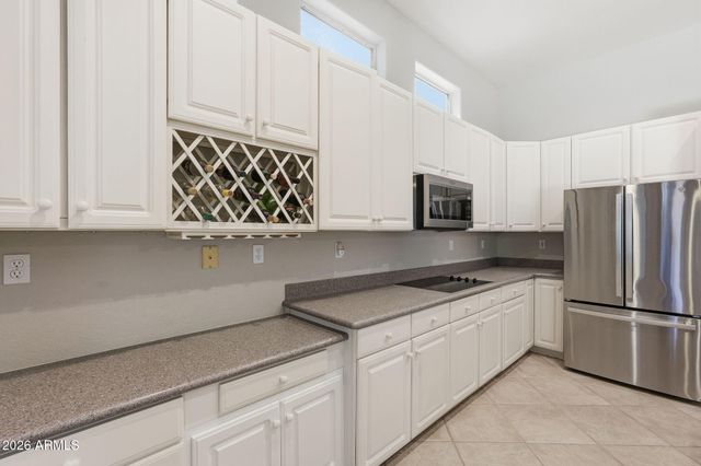 5677 W MONONA Drive, Glendale, AZ 85308