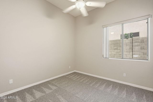 5677 W MONONA Drive, Glendale, AZ 85308