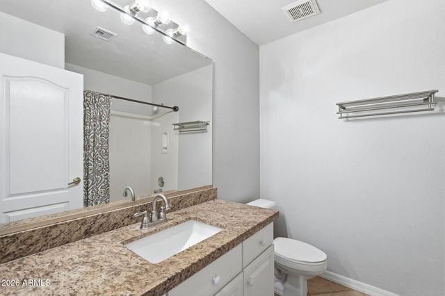 5677 W MONONA Drive, Glendale, AZ 85308