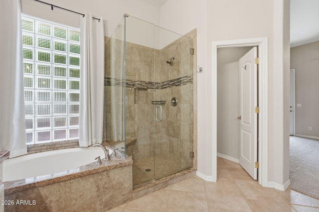 5677 W MONONA Drive, Glendale, AZ 85308