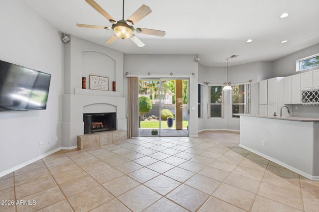 5677 W MONONA Drive, Glendale, AZ 85308