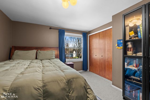 4663 Hedgewood Drive, Bloomfield Twp, MI 48301