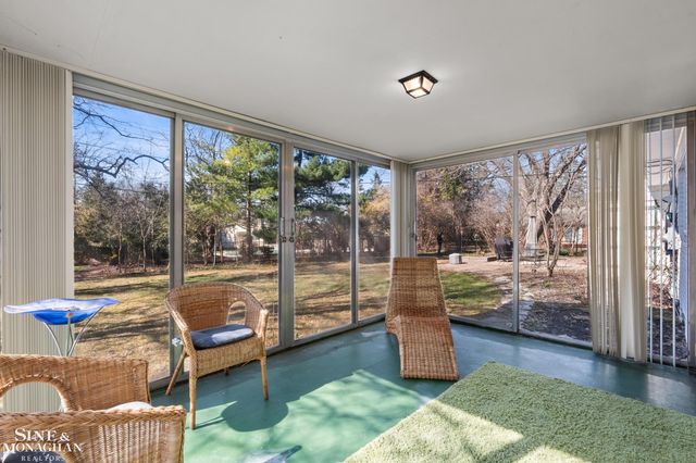 4663 Hedgewood Drive, Bloomfield Twp, MI 48301