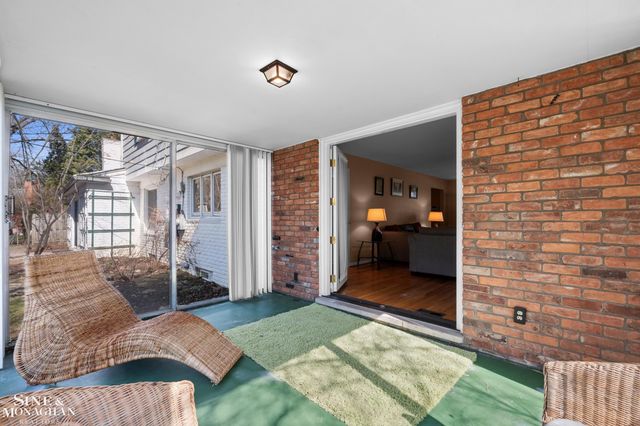 4663 Hedgewood Drive, Bloomfield Twp, MI 48301