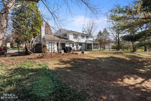 4663 Hedgewood Drive, Bloomfield Twp, MI 48301