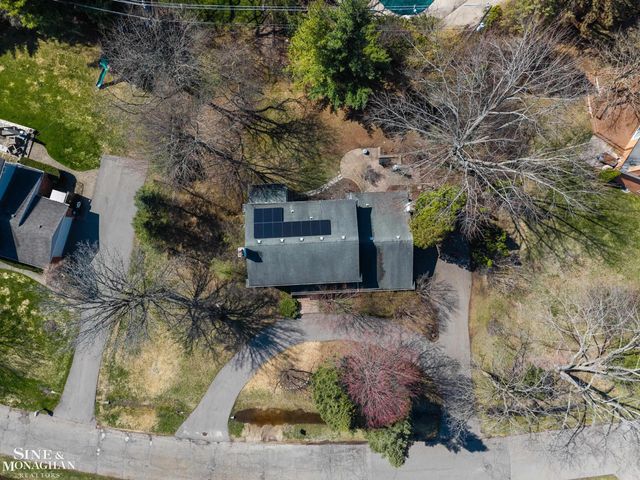 4663 Hedgewood Drive, Bloomfield Twp, MI 48301