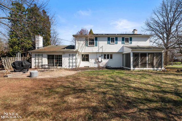 4663 Hedgewood Drive, Bloomfield Twp, MI 48301