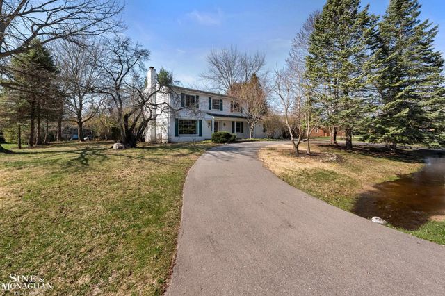 4663 Hedgewood Drive, Bloomfield Twp, MI 48301