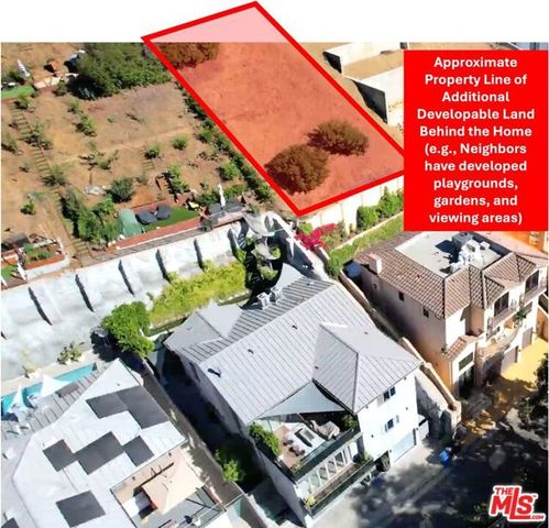 6477 Deep Dell Pl, Los Angeles, CA 90068