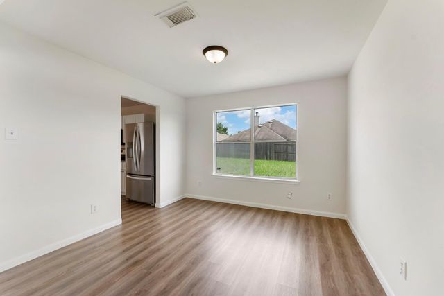 25318 Barmby Drive, Tomball, TX 77375