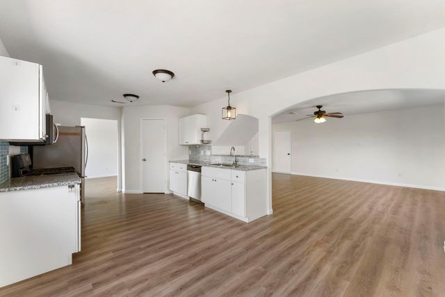 25318 Barmby Drive, Tomball, TX 77375