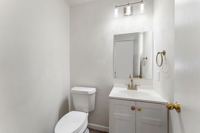 25318 Barmby Drive, Tomball, TX 77375