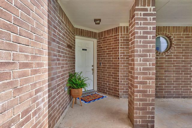 25318 Barmby Drive, Tomball, TX 77375