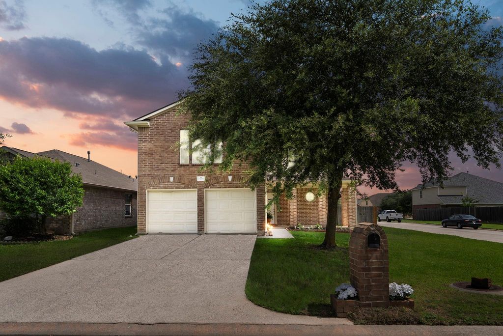 25318 Barmby Drive, Tomball, TX 77375