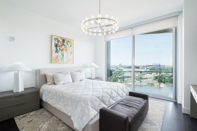 3130 N Harwood Street 1804, Dallas, TX 75201