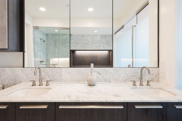 3130 N Harwood Street 1804, Dallas, TX 75201