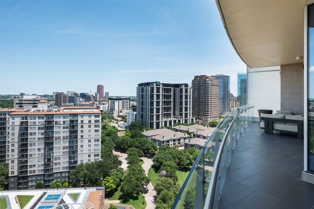 3130 N Harwood Street 1804, Dallas, TX 75201