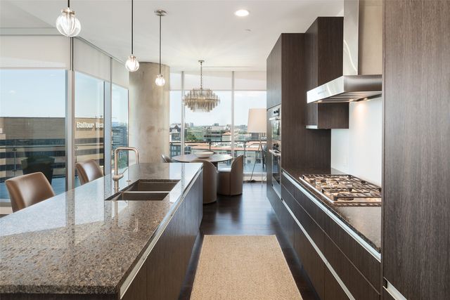 3130 N Harwood Street 1804, Dallas, TX 75201