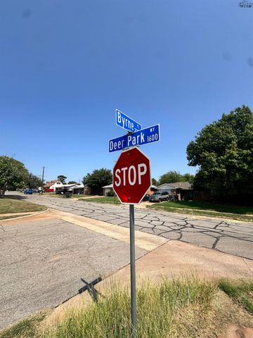 2701 BYRNE PLACE, Wichita Falls, TX 76306