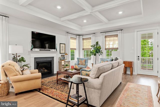 1218 SCULTHORPE DR, West Chester, PA 19380
