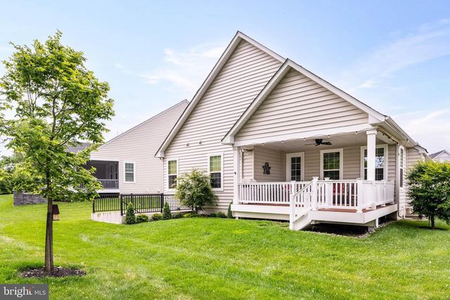 1218 SCULTHORPE DR, West Chester, PA 19380
