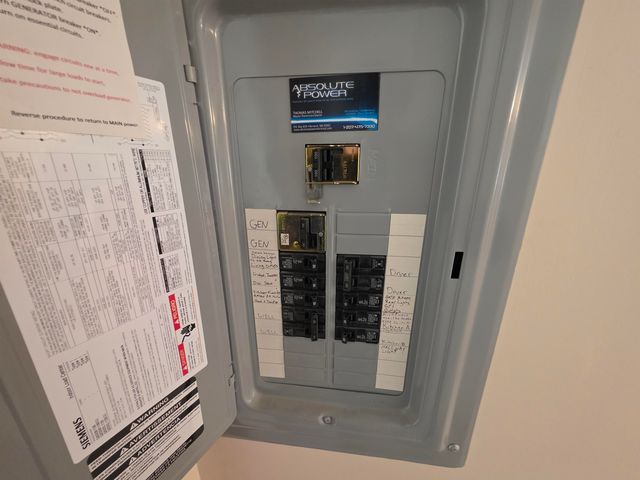 149 Golden Circle Drive, Farmington, NH 03835