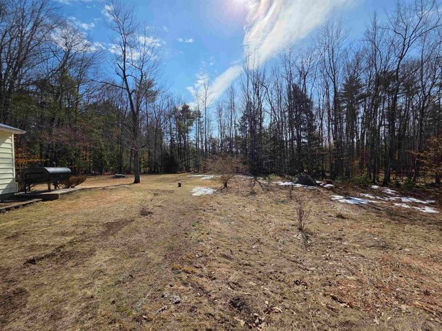 149 Golden Circle Drive, Farmington, NH 03835