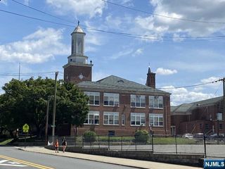 21-31 New Milford Avenue, Dumont, NJ 07628