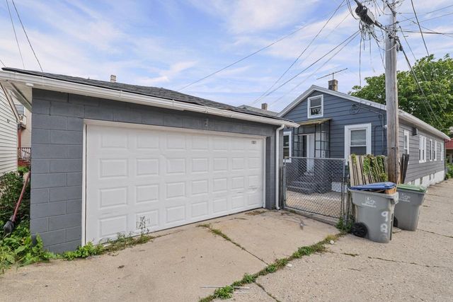917 S 9th STREET, Milwaukee, WI 53204