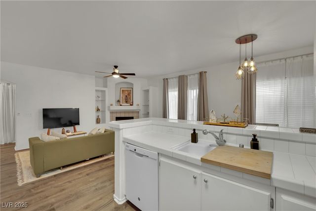 6201 East Lake Mead Boulevard 151, Las Vegas, NV 89156