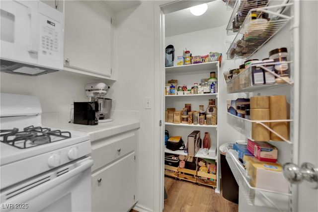 6201 East Lake Mead Boulevard 151, Las Vegas, NV 89156