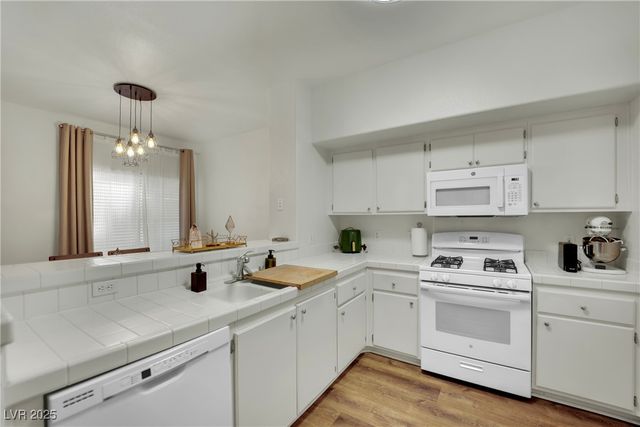 6201 East Lake Mead Boulevard 151, Las Vegas, NV 89156