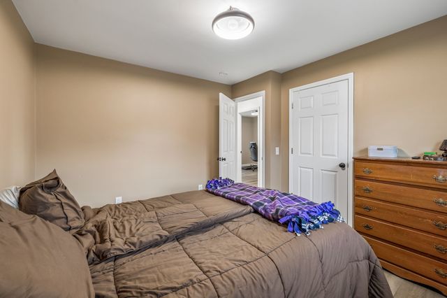 7 Roberts Ln, Lebanon, TN 37087