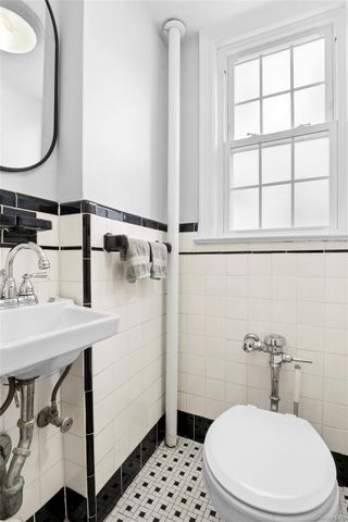 63-35 Alderton Street, Rego Park, NY 11374