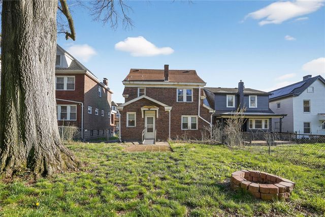 259 Church Ave, Mt Oliver, PA 15210