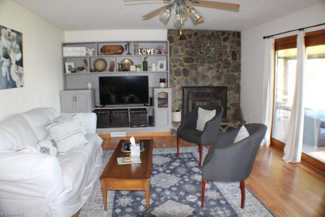 112 Windsor Park Drive, Dobson, NC 27901