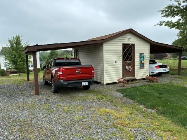 112 Windsor Park Drive, Dobson, NC 27901