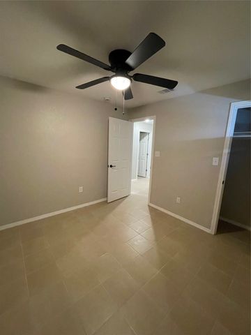 2155 New York Avenue, Fort Worth, TX 76104
