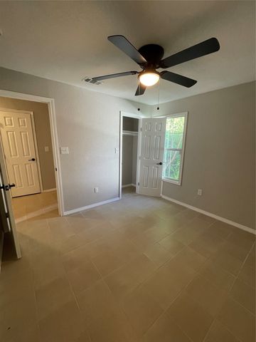 2155 New York Avenue, Fort Worth, TX 76104