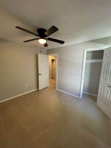 2155 New York Avenue, Fort Worth, TX 76104