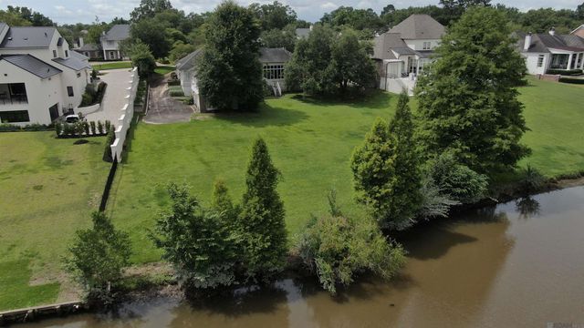 17506 W Lakeway Ave, Baton Rouge, LA 70810