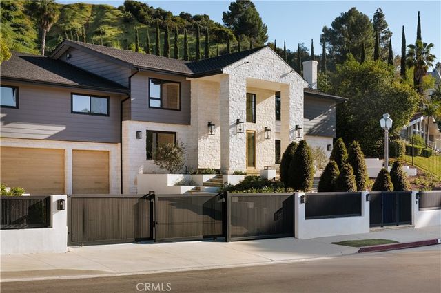 4072 Alonzo Avenue, Encino, CA 91316