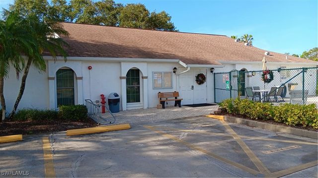 10330 Wales Loop, Bonita Springs, FL 34135