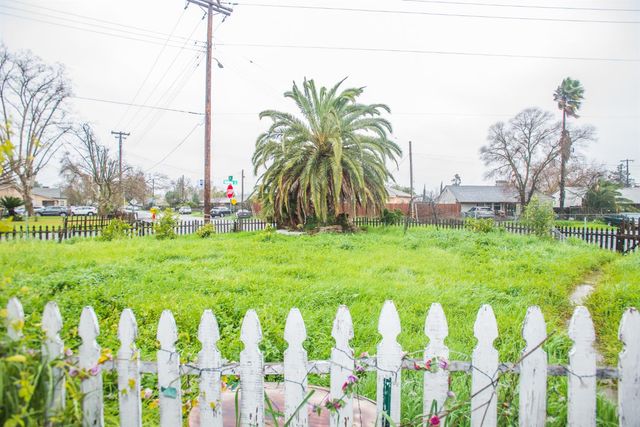 1201 Helena Ave, Sacramento, CA 95815