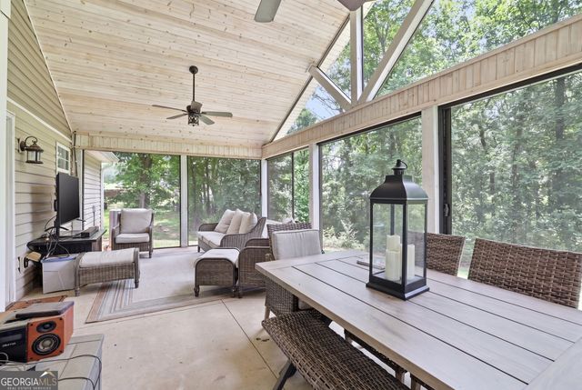 131 Shamrock Court, Mount Airy, GA 30563