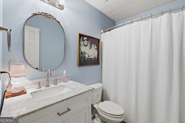 131 Shamrock Court, Mount Airy, GA 30563