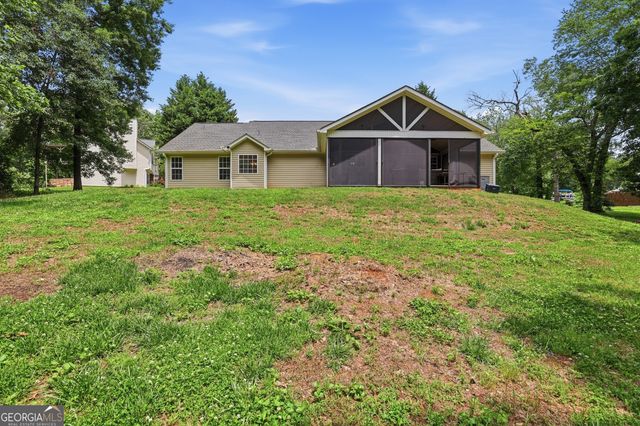 131 Shamrock Court, Mount Airy, GA 30563